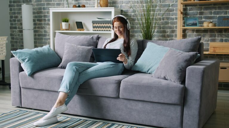 Elevate Your Home Décor with Professional Sofa Cleaning Services